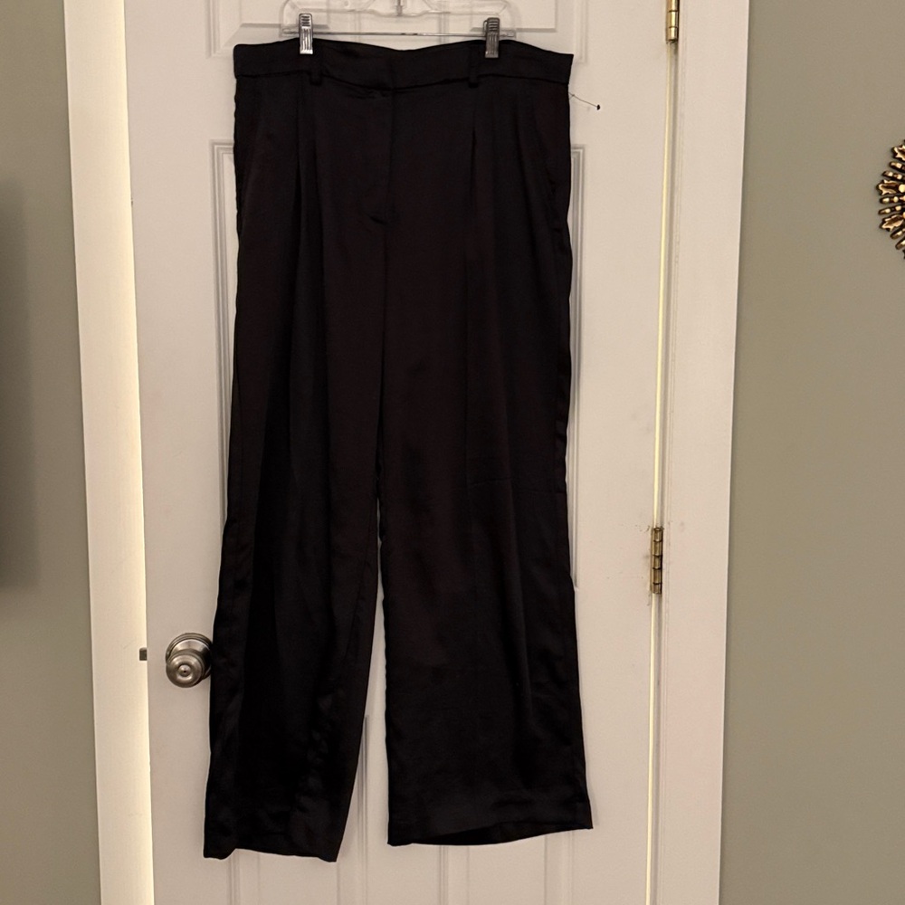 7 Pairs Neutral Work Appropriate Pants, size L, XL, XXL, 12 & 14. - Picture 13 of 13